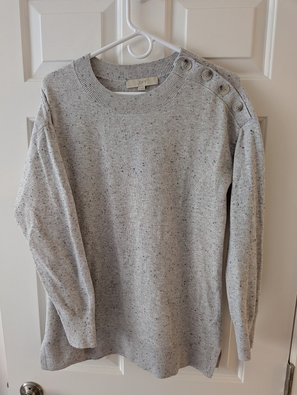 Women's LOFT Light Gray Speckled Shoulder-Button Sweater Size M